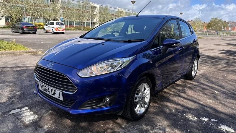 Used Ford Fiesta Zetec 75 HP (55 kW) 2014 Blue Hatchback