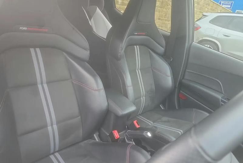 Used Ford Fiesta ST 200 HP (147 kW) 2023 Black Hatchback