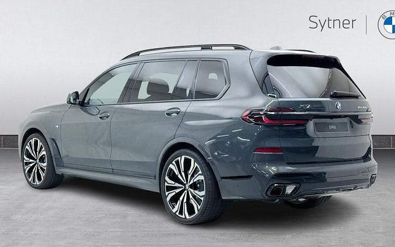 New BMW X7 M Sport 381 HP (280 kW) 2026 SUV