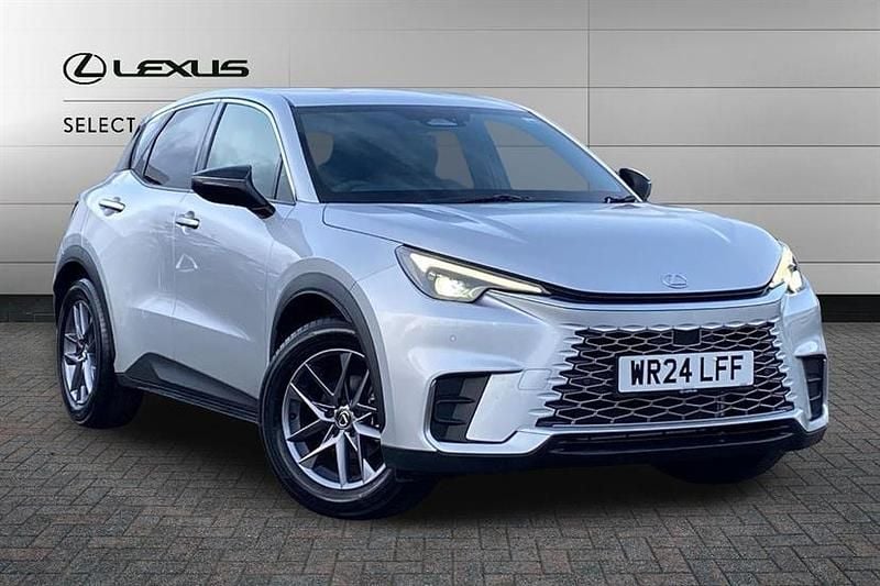 Used Lexus LBX 136 HP (100 kW) 2024 Silver SUV