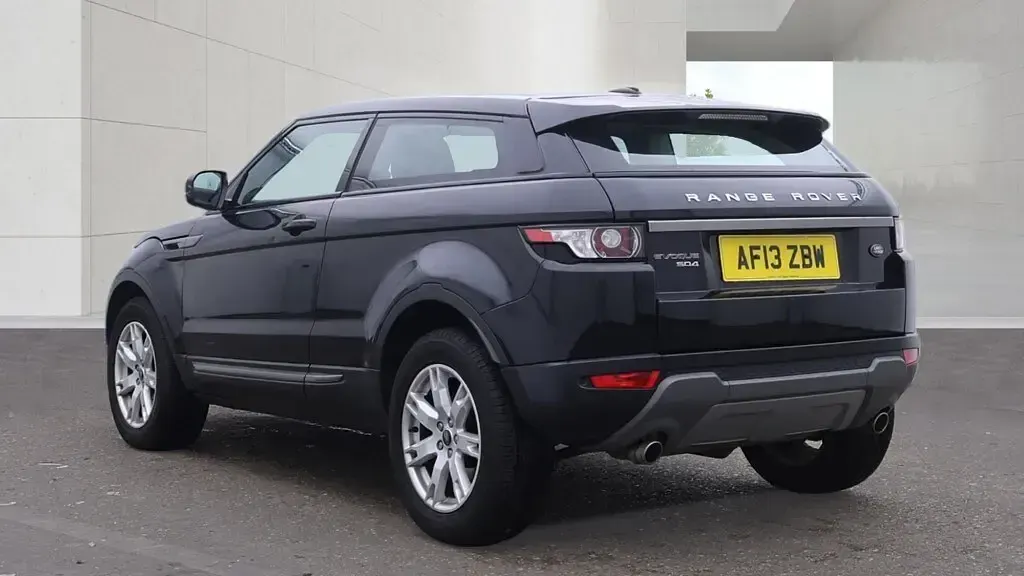 Used Land Rover Range Rover evoque Pure 187 HP (137 kW) 2013 Black SUV