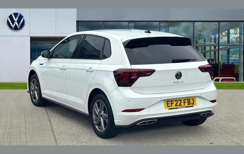 Used VW Polo R-line 95 HP (69 kW) 2022 Pure white Hatchback