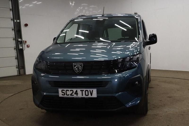 Used 2024 Peugeot Rifter Allure MPV | £19,495 (A bit pricey) - Image 1/1