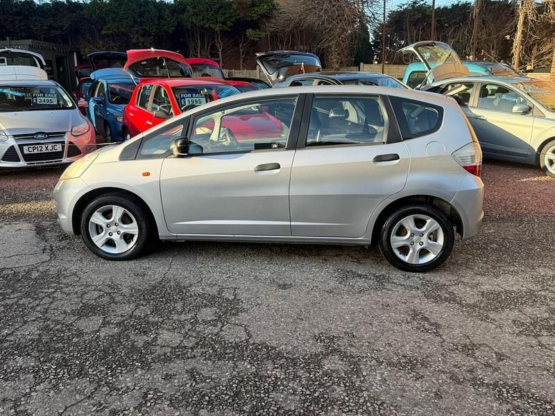 Used Honda Jazz SE 2009 Silver Hatchback