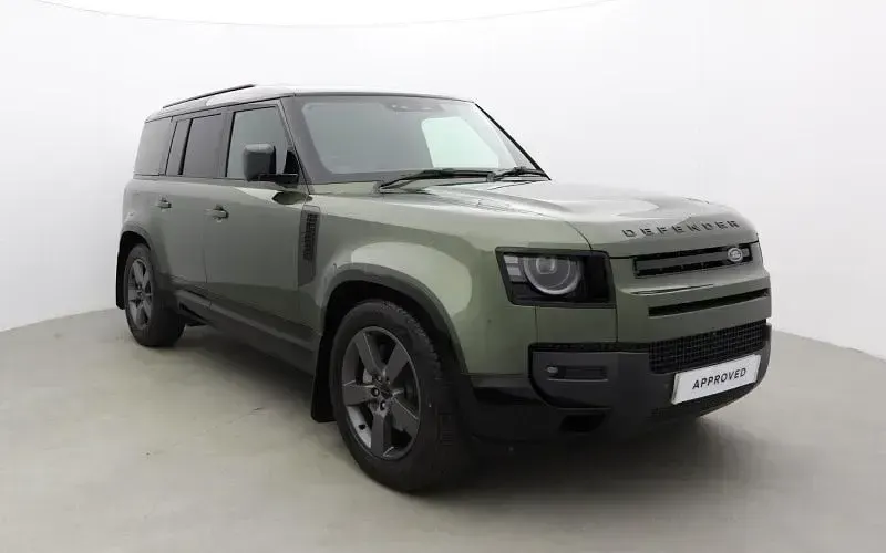 Used Land Rover Defender HSE Dynamic 349 HP (256 kW) 2025 SUV