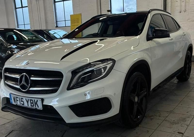 Used Mercedes GLA220 AMG line 170 HP (125 kW) 2015 White SUV
