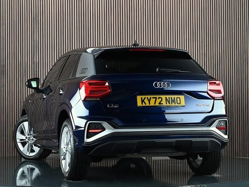 Usado Audi Q2 S-Line 150 CV (110 kW) 2022 Azul SUV