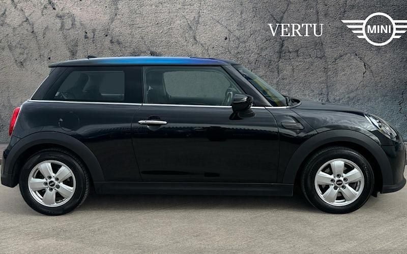 Used Mini Cooper Classic 136 HP (100 kW) 2023 Black Hatchback