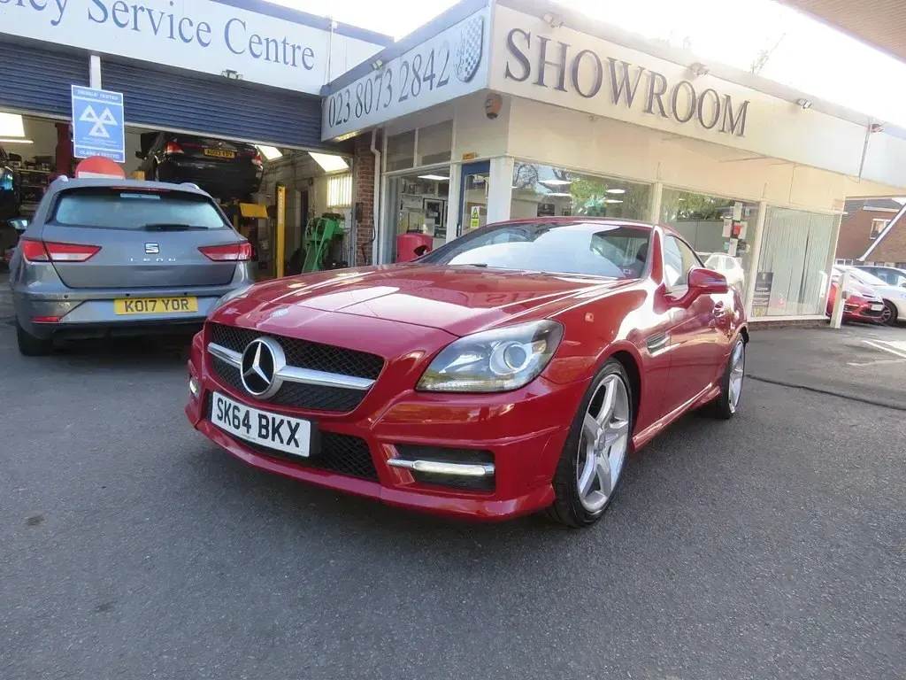Used Mercedes SLK250 AMG 2014 Red Cabriolet