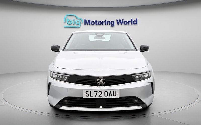 Used Vauxhall Astra Design Edition 131 HP (96 kW) 2025 Hatchback