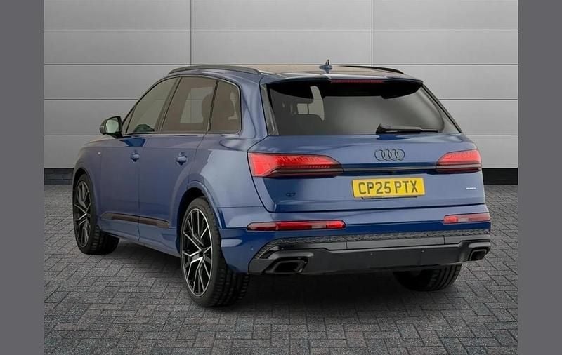 Used Audi Q7 Black Edition 281 HP (206 kW) 2025 Blue SUV