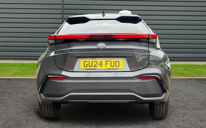 Used Toyota C-HR 140 HP (102 kW) 2026 SUV