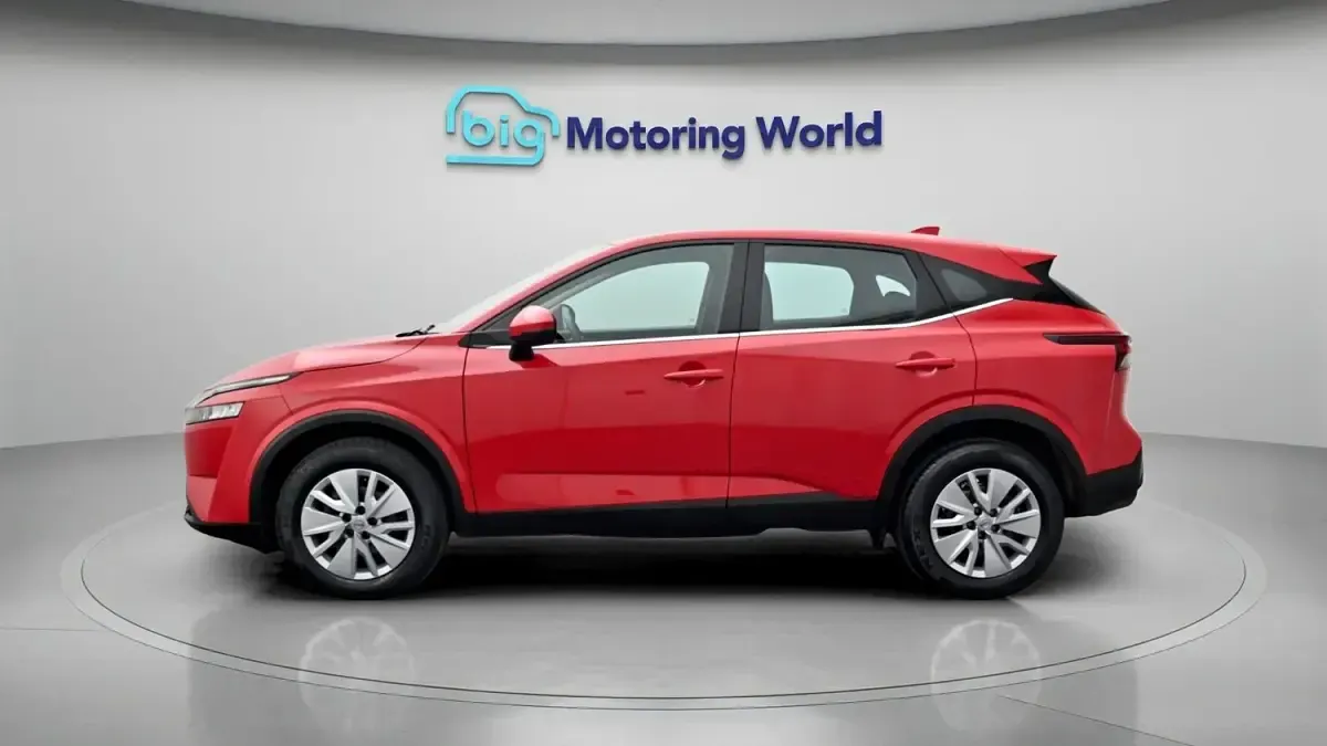 Used Nissan Qashqai Visia 2022 Red SUV