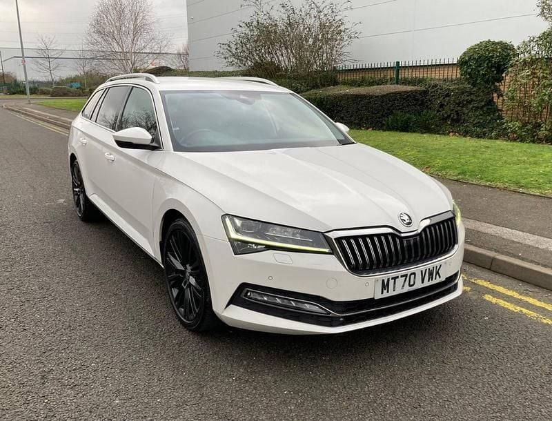 Used Skoda Superb SE L 150 HP (110 kW) 2021 White Estate