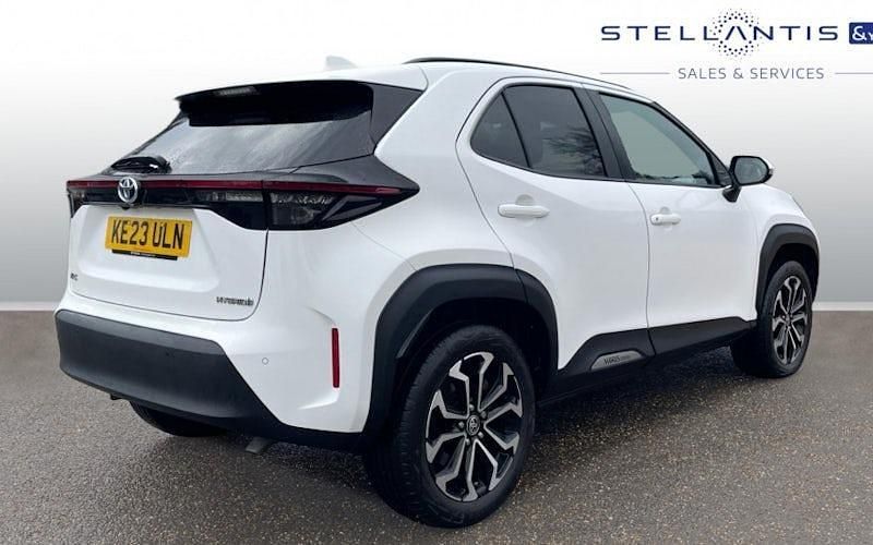 Used Toyota Yaris Hybrid Design 116 HP (85 kW) 2026 Estate