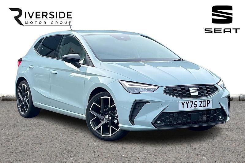 Used Seat Ibiza FR Sport 115 HP (84 kW) 2026 Oniric grey Hatchback