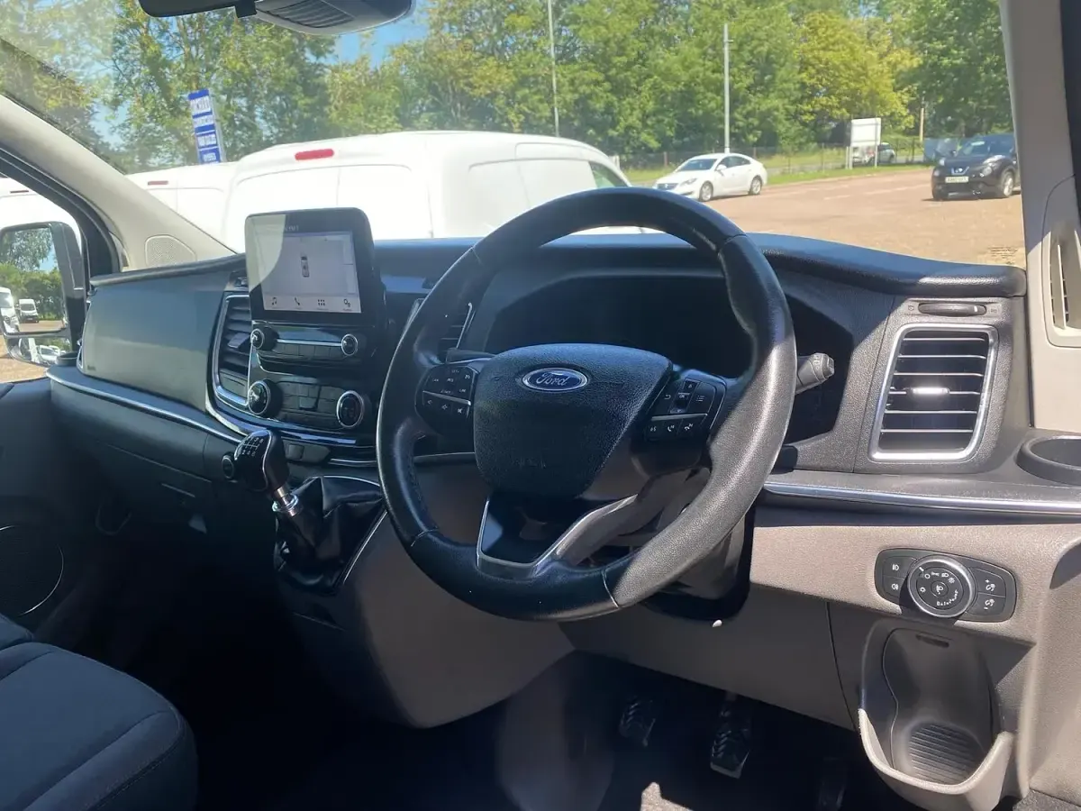 Used Ford Tourneo Custom Titanium 2019 Grey Van