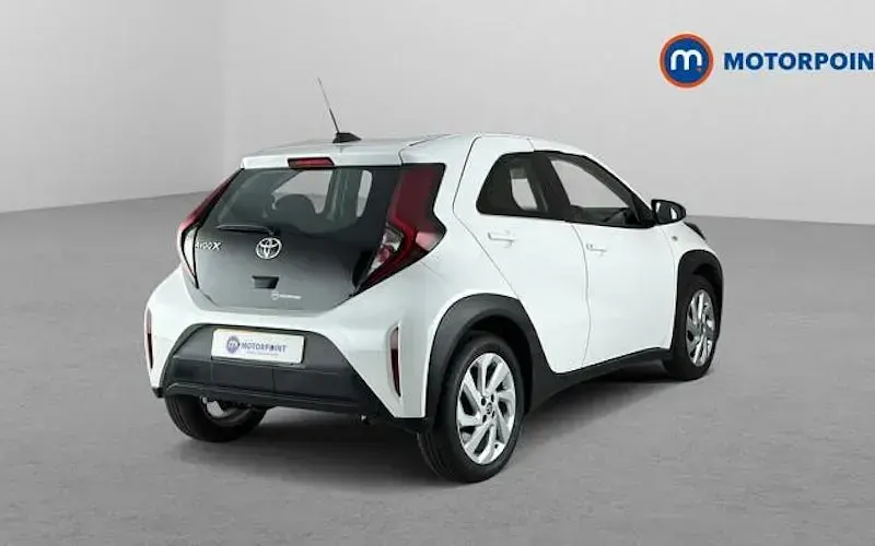 Used Toyota Aygo X PURE 72 HP (52 kW) 2025 SUV