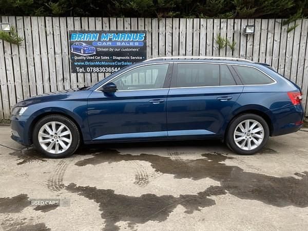 Used Skoda Superb SE Technology 150 HP (110 kW) 2018 Blue Estate