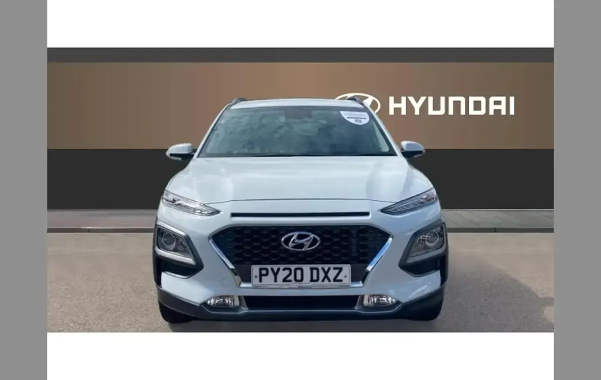 Used Hyundai Kona Premium 117 HP (86 kW) 2020 White SUV