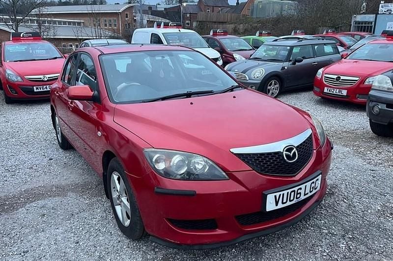Used Mazda 3 2006 Red Hatchback