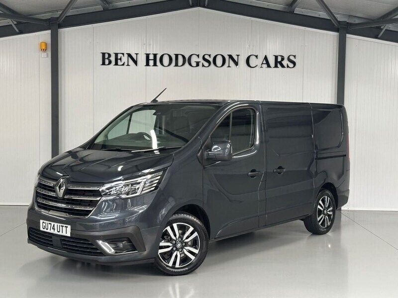 Grey Used 2024 Renault Trafic Van | £24,995 (A bit pricey) - Image 1/4