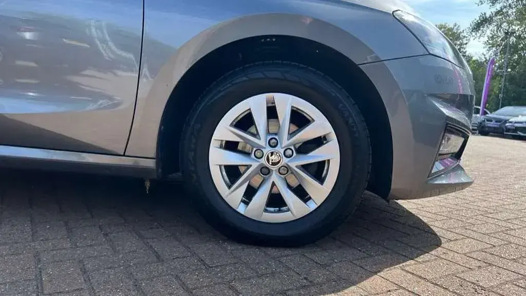Used Skoda Fabia Comfort 80 HP (58 kW) 2022 Grey Hatchback