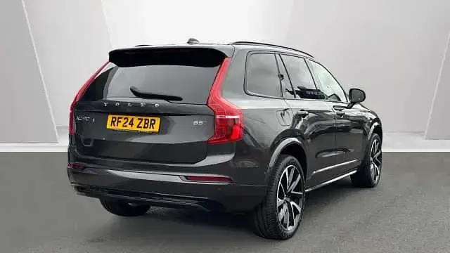 Begagnad Volvo XC90 Ultra 247 HK (181 kW) 2025 SUV