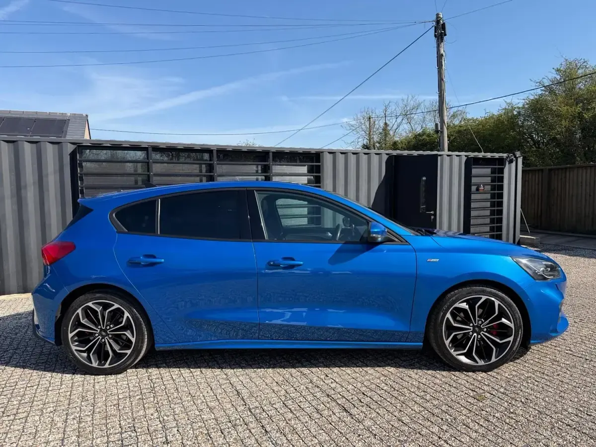 Used Ford Focus ST-Line X 2019 Blue Hatchback