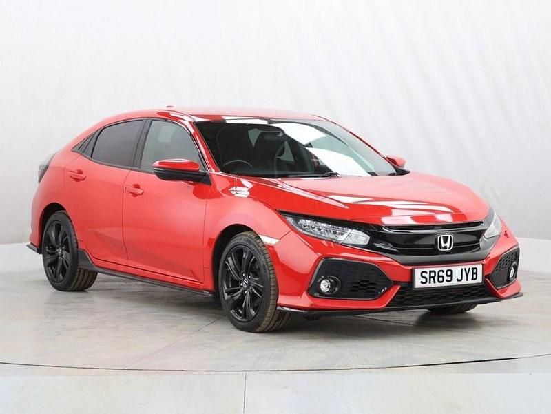 Begagnad Honda Civic Sport 182 HK (133 kW) 2019 Röd Halvkombi
