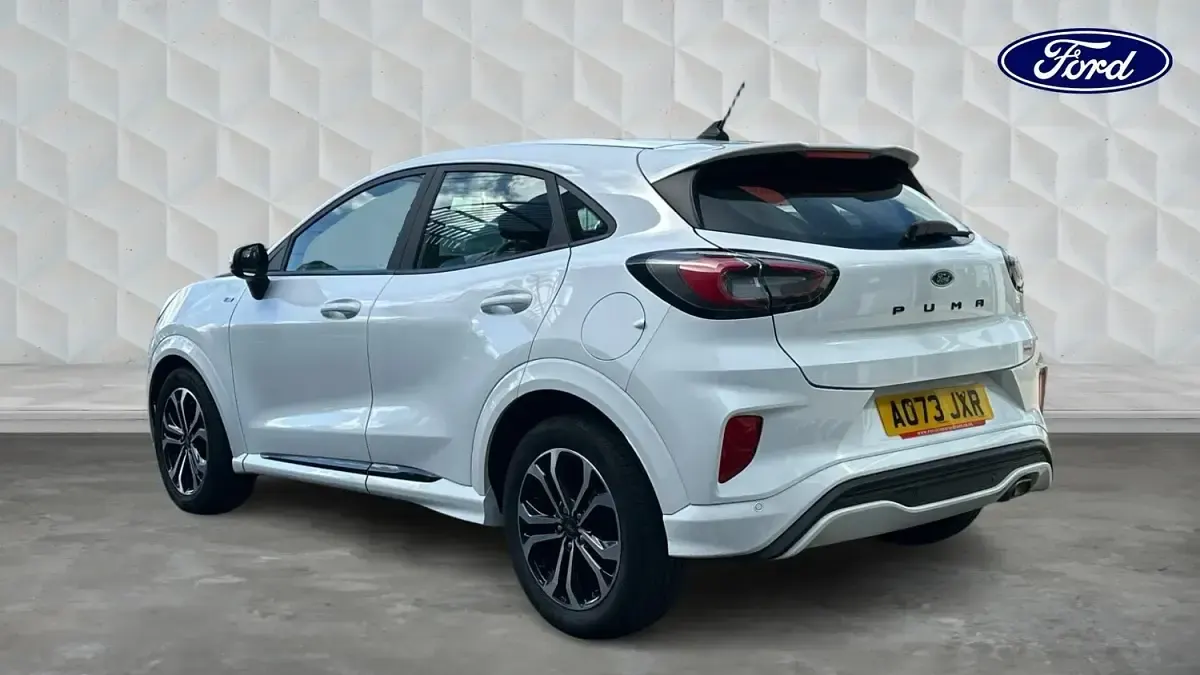 Used Ford Puma ST-Line 2023 Frozen white SUV