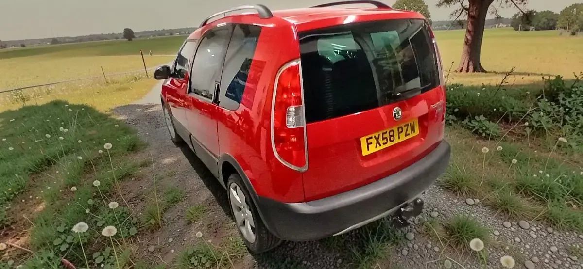 Used Skoda Roomster 105 HP (77 kW) 2008 Red MPV