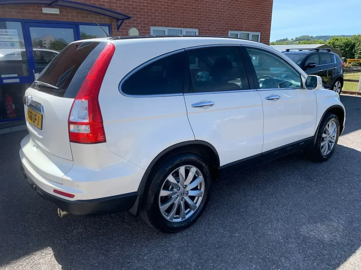 Used Honda CR-V ES 150 HP (110 kW) 2011 White SUV