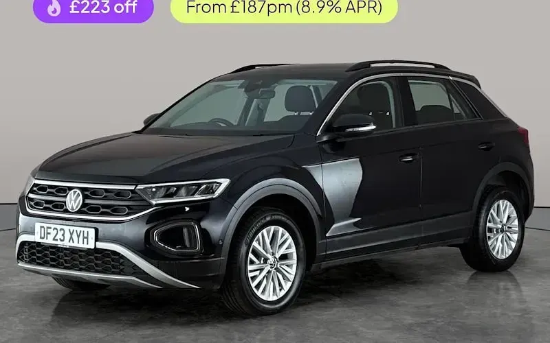 Used VW T-Roc Life 110 HP (80 kW) 2023 SUV