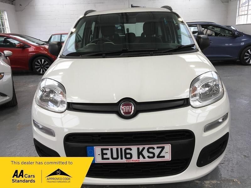 Used Fiat Panda Easy 69 HP (50 kW) 2016 White Hatchback