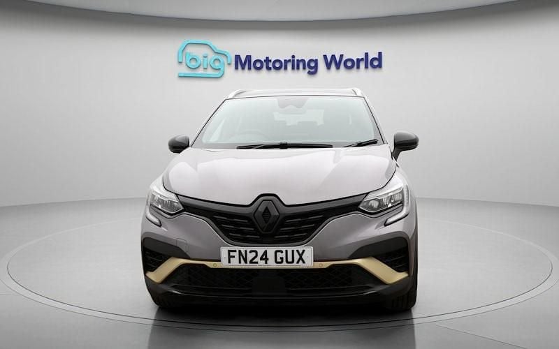 Used Renault Captur Engineered 143 HP (105 kW) 2024 Grey/black SUV
