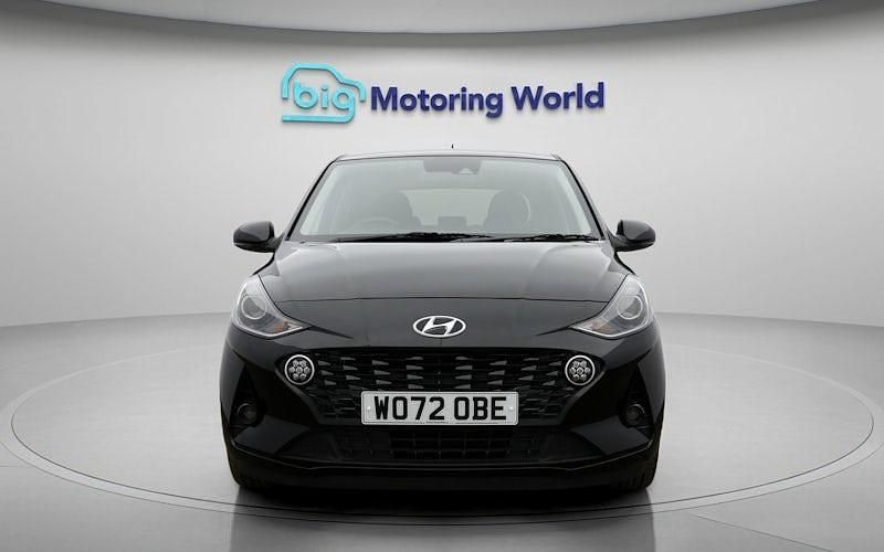 Used Hyundai i10 Premium 67 HP (49 kW) 2023 Black Hatchback