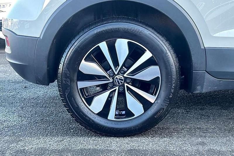 Used VW T-Cross Move 110 HP (80 kW) 2023 Grey SUV