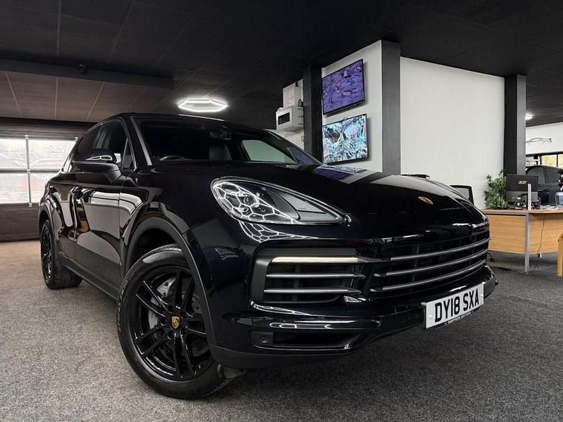Used Porsche Cayenne 440 HP (323 kW) 2018 Black SUV