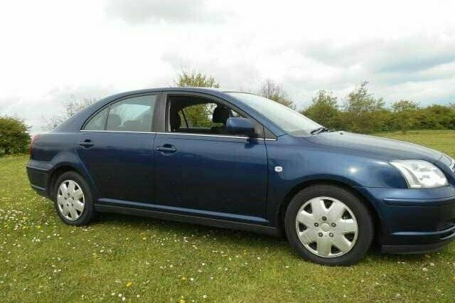 Used 2004 Toyota Avensis Sedan | £1,495 (Fair price) - Image 1/4