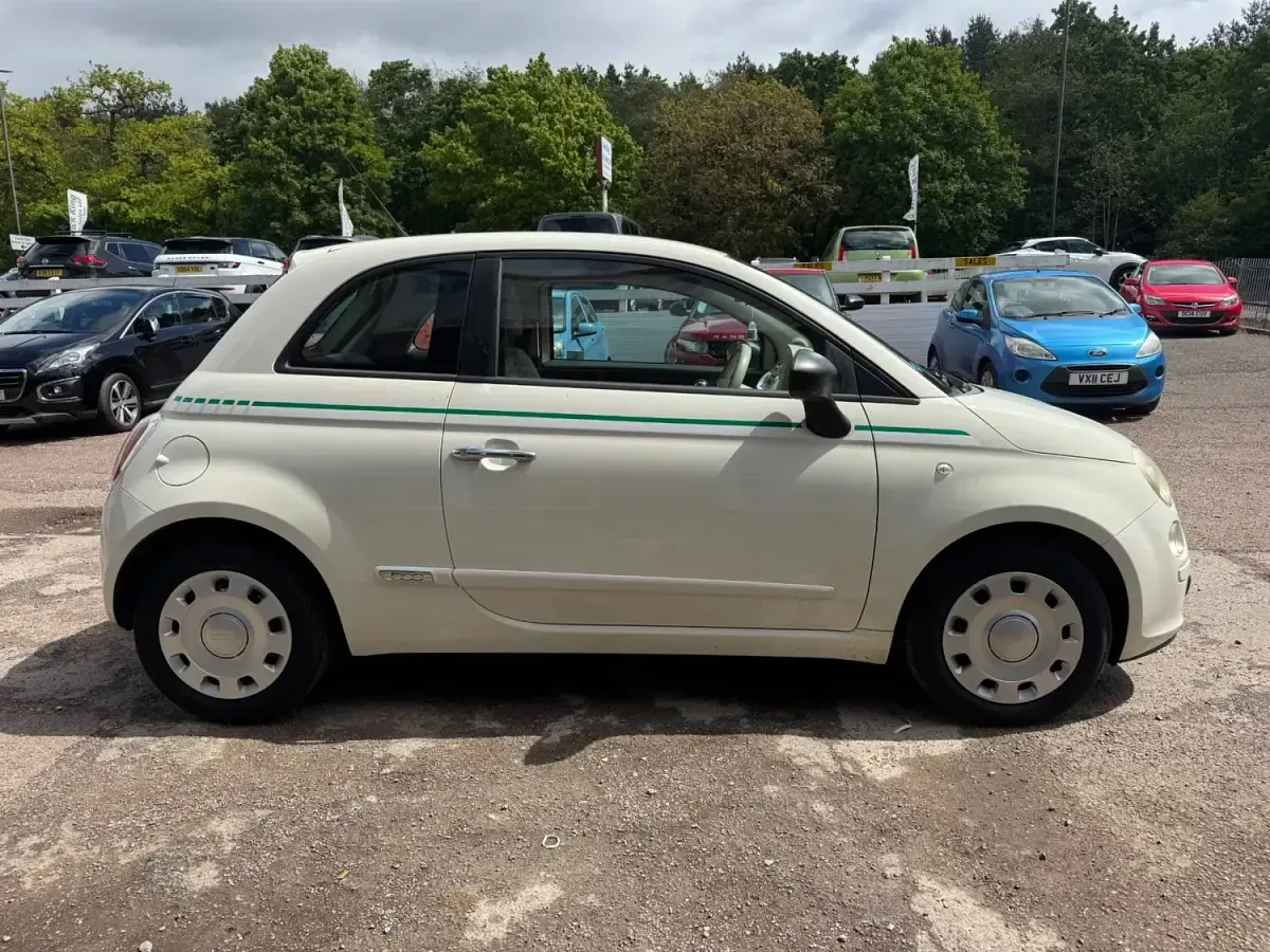 Usado Fiat 500 Pop 69 HP (50 kW) 2009 Branco Cabrios