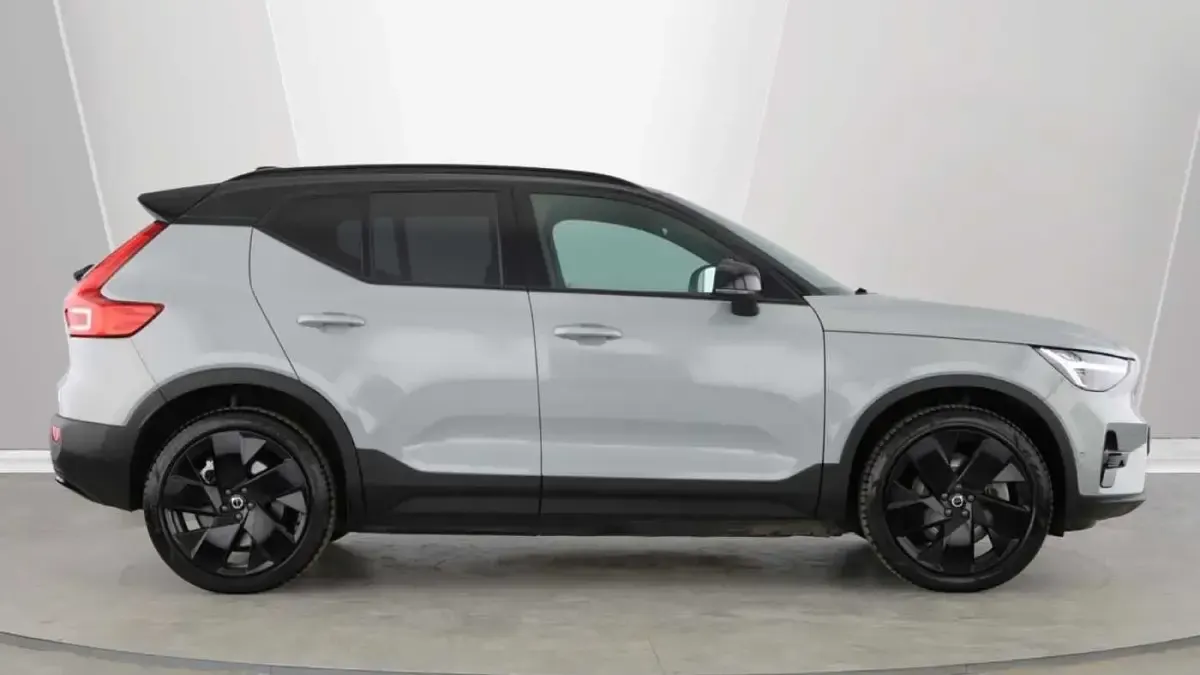 New Volvo EX40 Performance 320 kW (436 HP) 2025 SUV