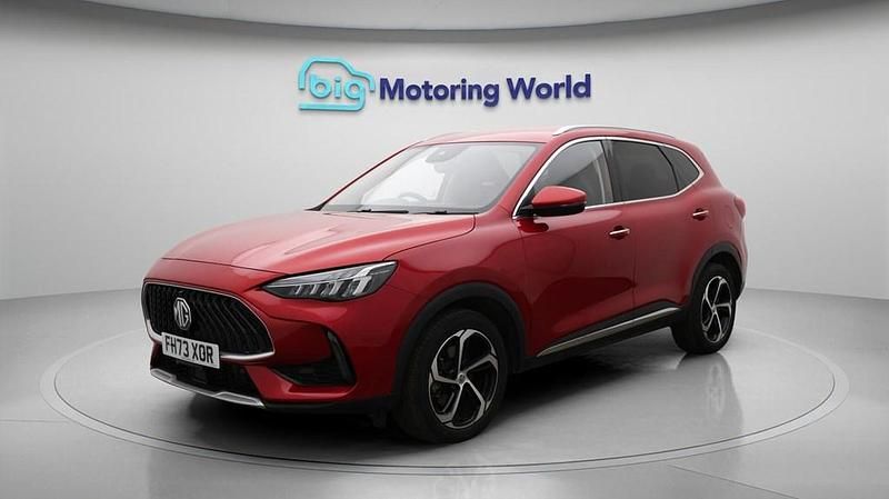 Used MG HS 2024 Red SUV