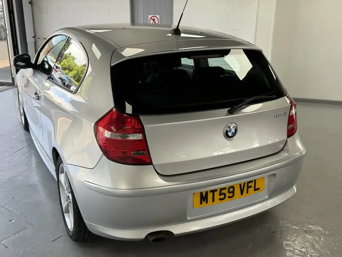 Used BMW 118 Sport Line 2009 Silver Hatchback