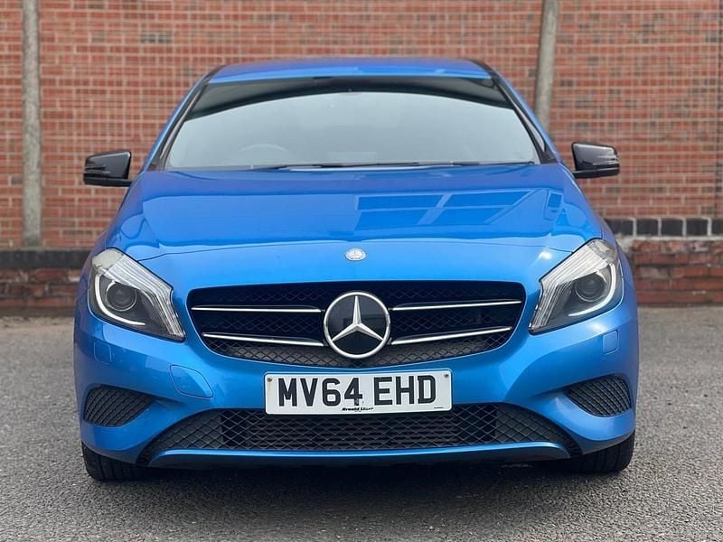 Used Mercedes A180 2014 Blue Hatchback