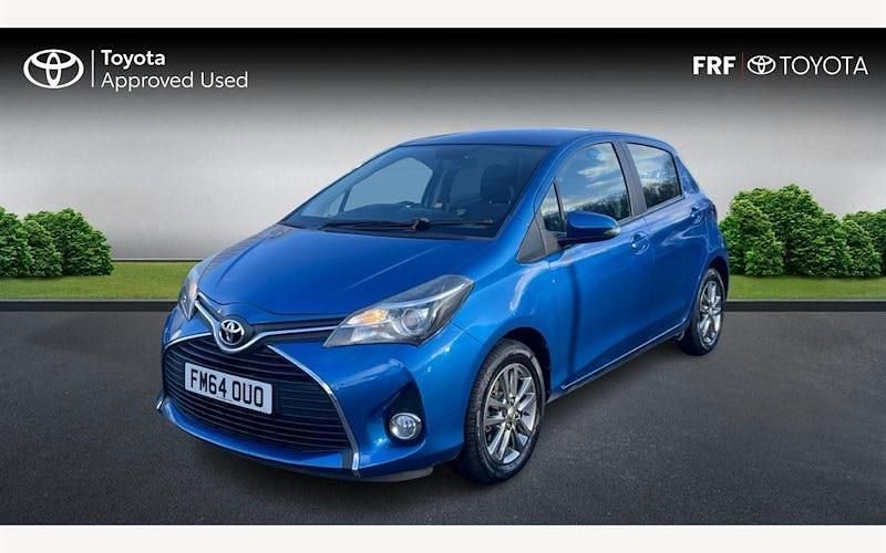 Used Toyota Yaris 99 HP (72 kW) 2016 Hatchback