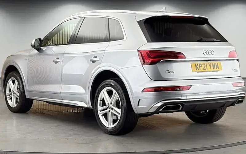 Używany Audi Q5 S-Line 204 KM (150 kW) 2024 SUV