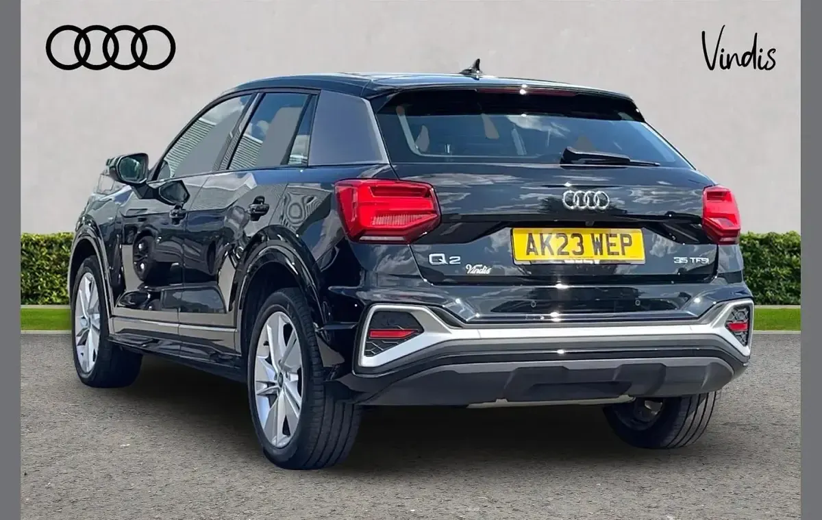 Used Audi Q2 S-Line 147 HP (108 kW) 2023 Black SUV