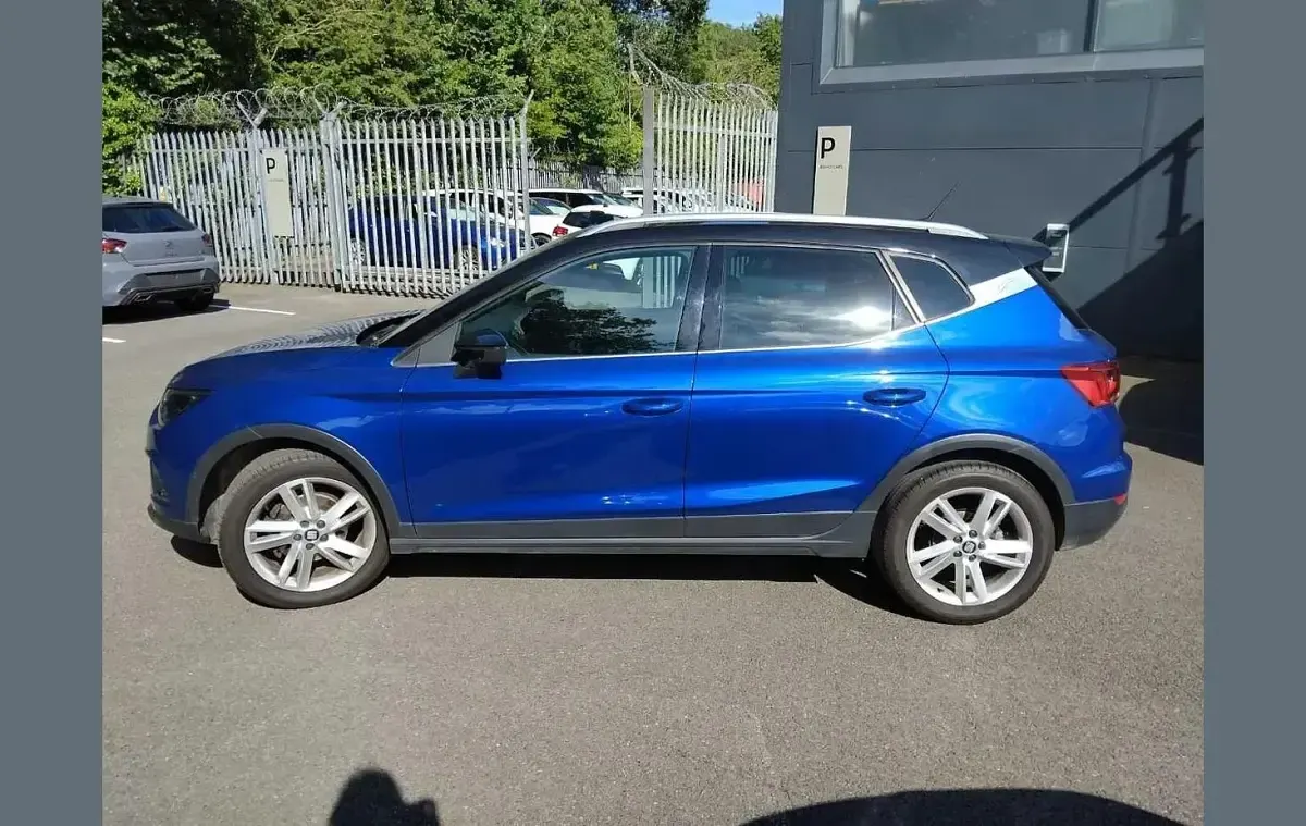 Used Seat Arona FR 150 HP (110 kW) 2021 Blue SUV