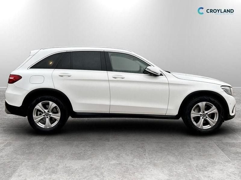 Used Mercedes GLC220 170 HP (125 kW) 2018 White Estate